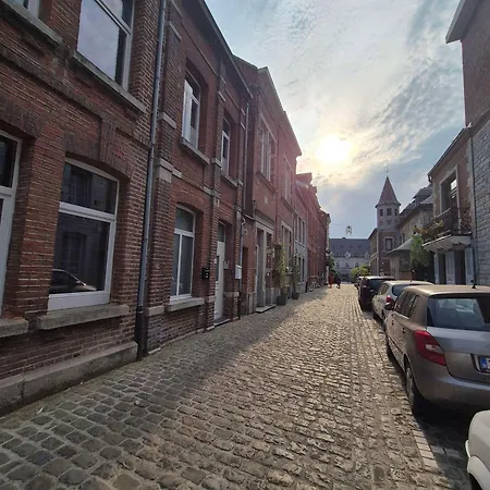 Petit Studio Dans La Rue Du Chateau Chimay