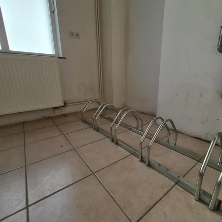 Petit Dans La Rue Du Chateau Habitación en casa particular *